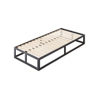 HARUKI - Letto con struttura metallica e doghe in legno naturale, spazio contenitivo di 31,8 cm - Nero o Bianco