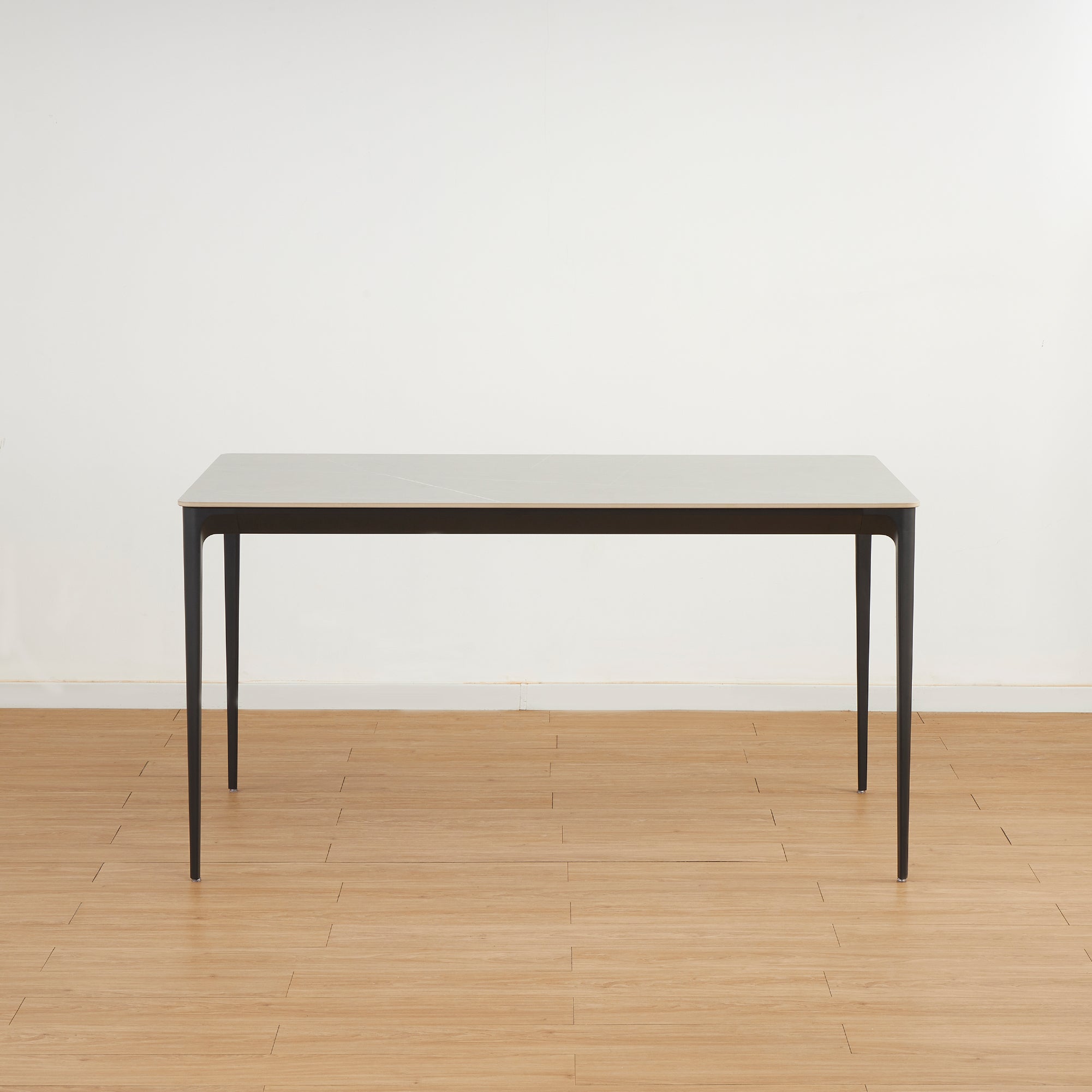 RUTH - Mesa de comedor para interior y exterior en cerámica efecto piedra y aluminio