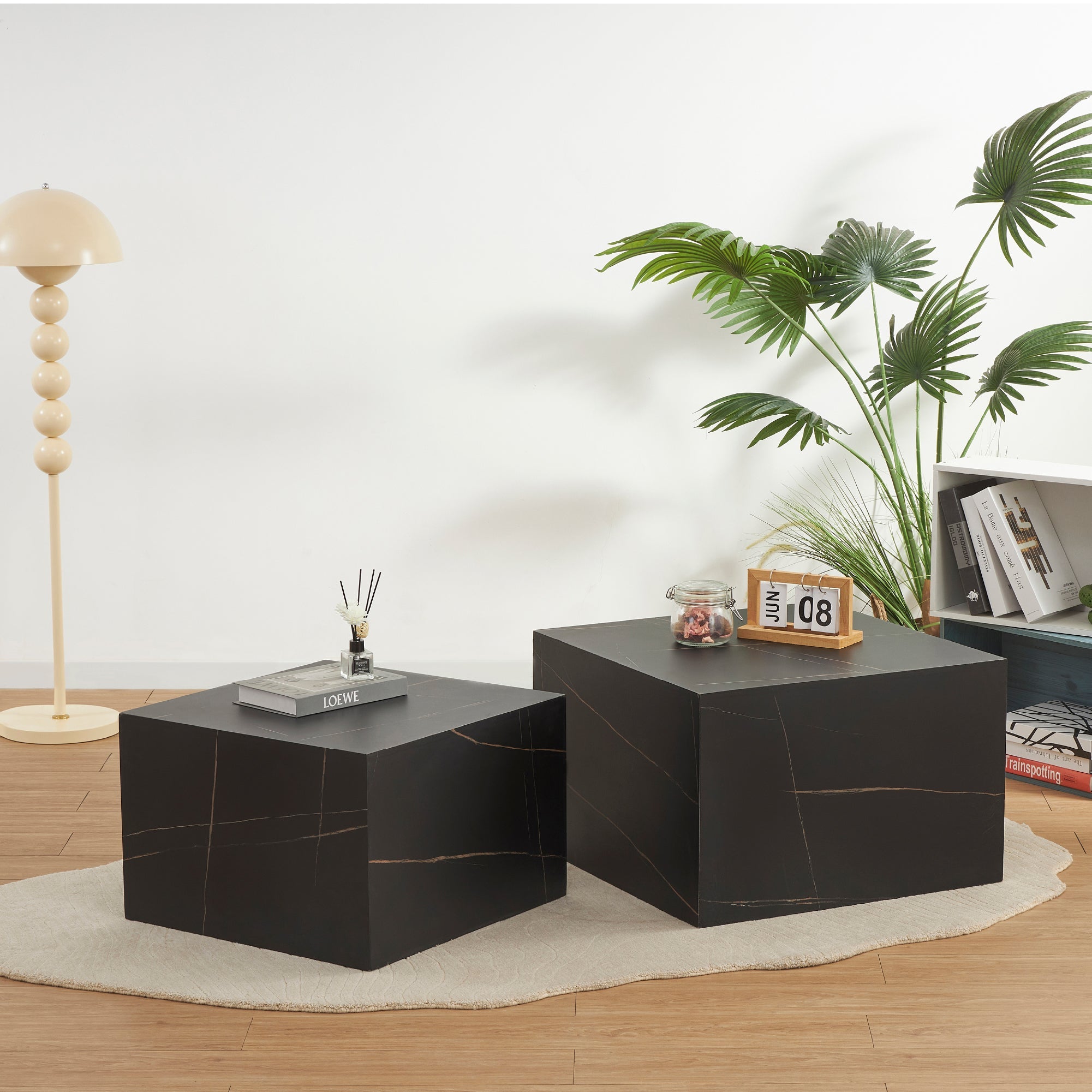 TANEDA - Conjunto de 2 mesas de centro quadradas em MDF preto com veios decorativos – 60 e 51 cm