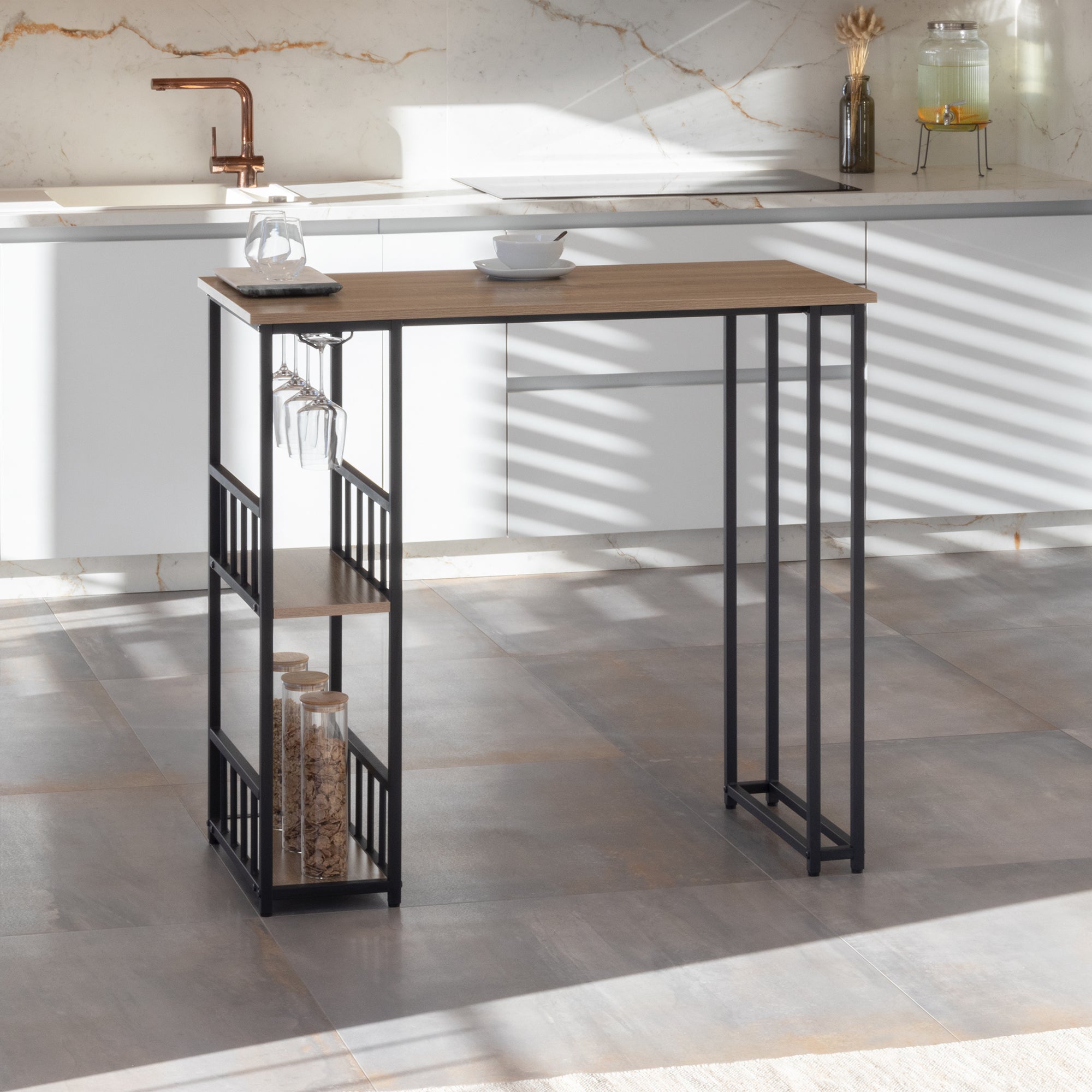 GAVIN - Mesa de bar 110x50 cm, altura 105 cm, con 2 estantes y portacopas, estructura de acero, estilo industrial, negro