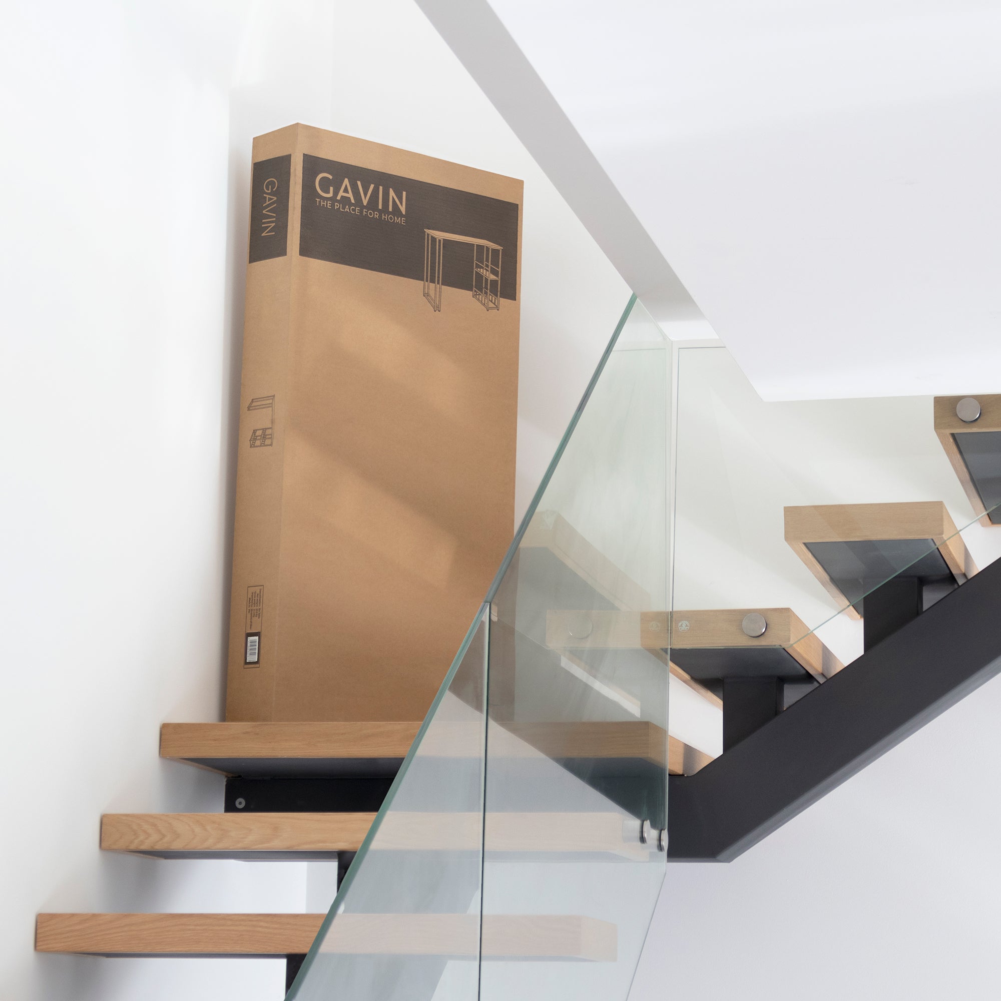 GAVIN - Mesa de bar 110x50 cm, altura 105 cm, con 2 estantes y portacopas, estructura de acero, estilo industrial, negro