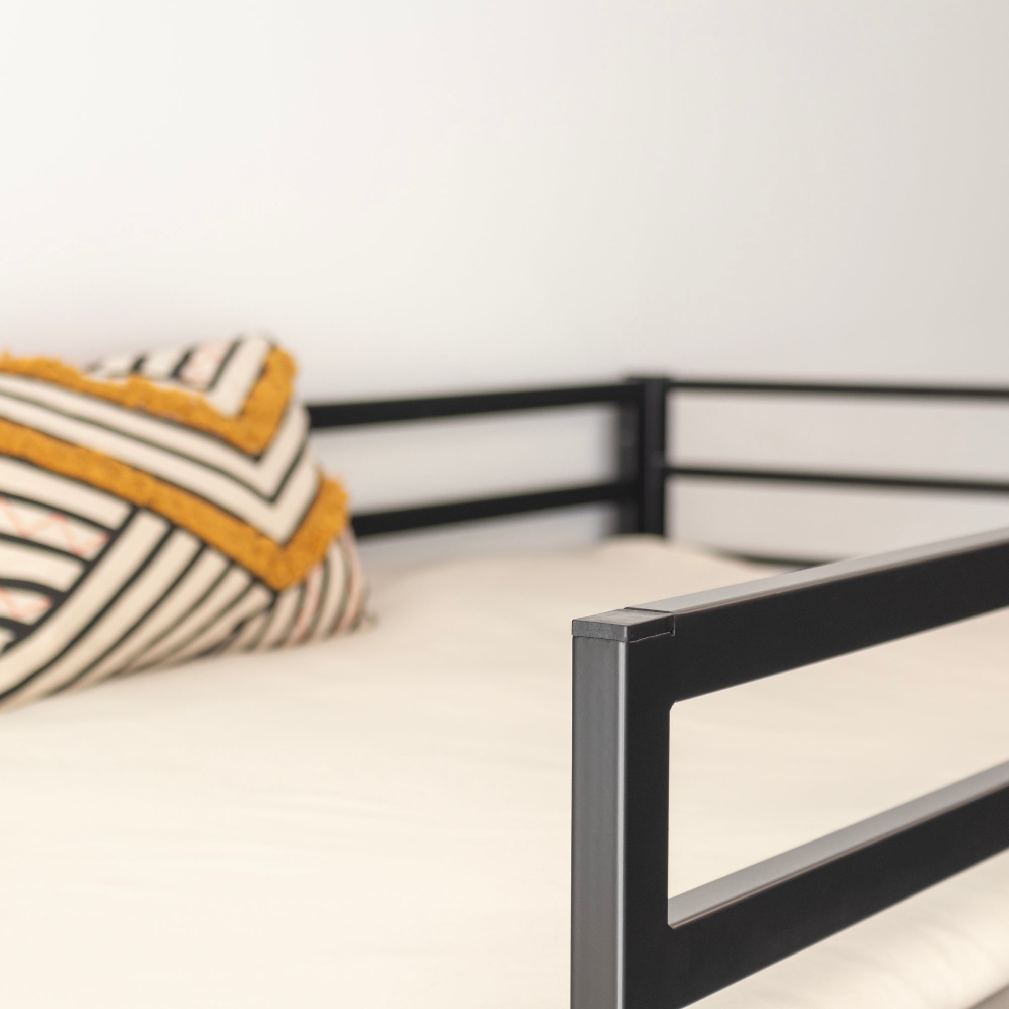 CHRISTIAN - Letto a castello doppio in metallo nero/bianco