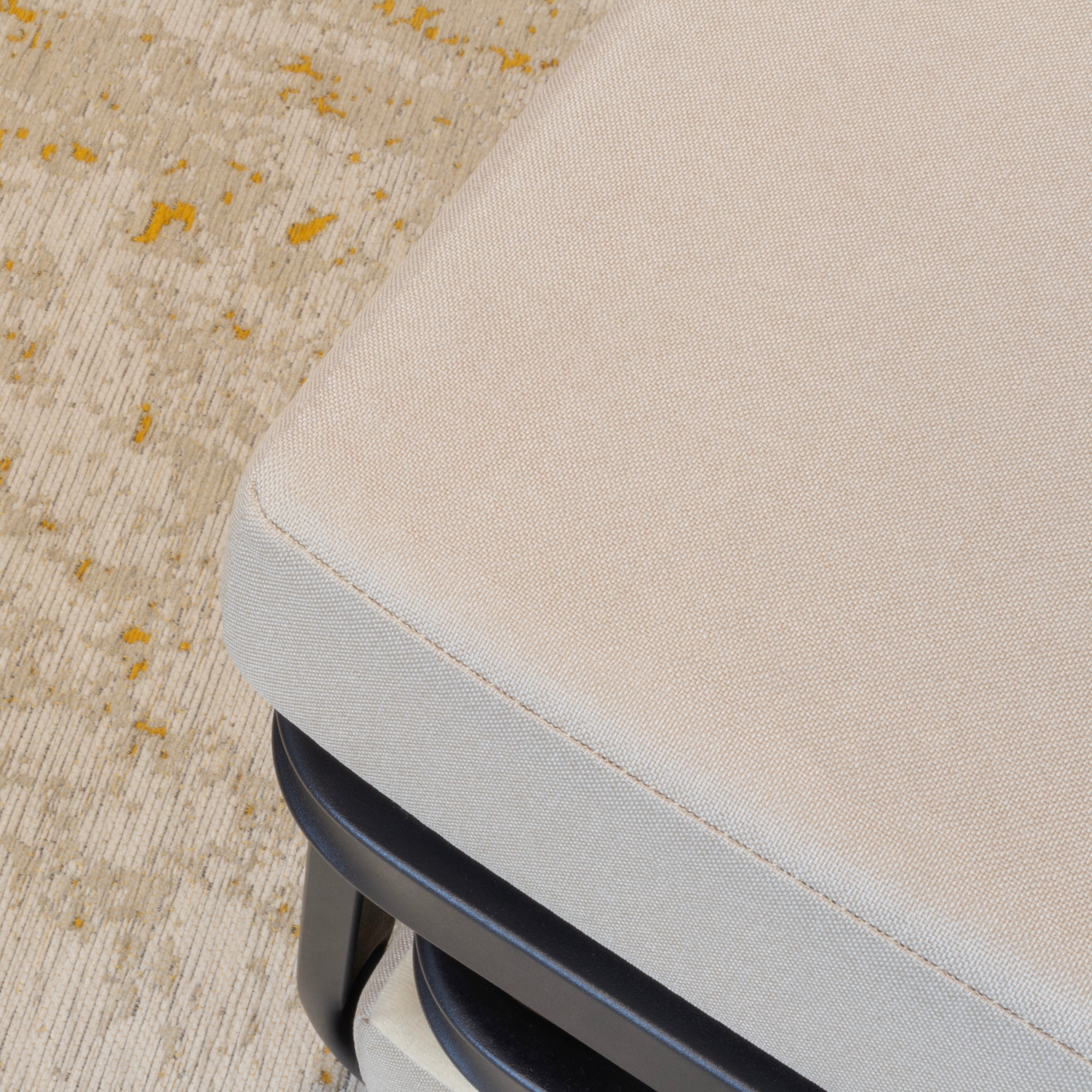DIVAN 2 in 1 Premium | Letto pieghevole per ospiti con pouf convertibile e materasso beige