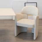 FRANCIS - Conjunto de 2 sillas de comedor tapizadas en tejido gris claro con reposabrazos y estructura metálica