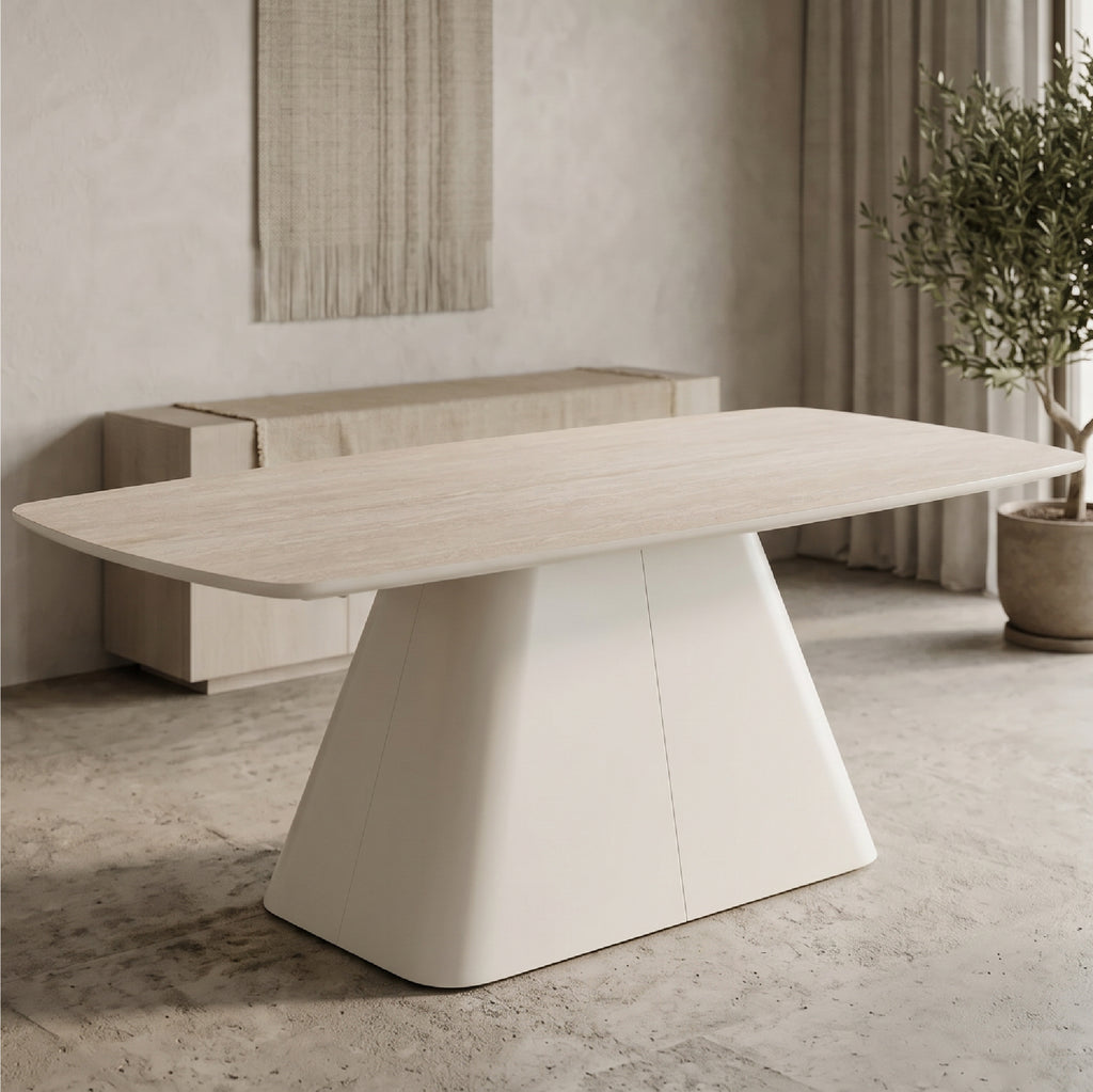 RILKE - Tavolo da pranzo con piano effetto pietra beige chiaro e struttura in metallo color crema