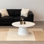 SYLVIA - Mesa de centro con tablero de melamina de 25 mm con efecto mármol y estructura de MDF blanca (Ø 90 x 40 cm)