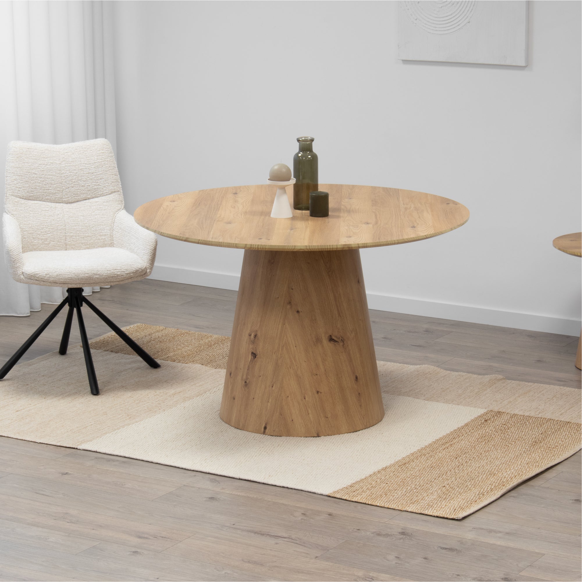 SYLVIA - Mesa de jantar com tampo em melamina de 25 mm e estrutura em MDF (Ø120 x 75 cm)