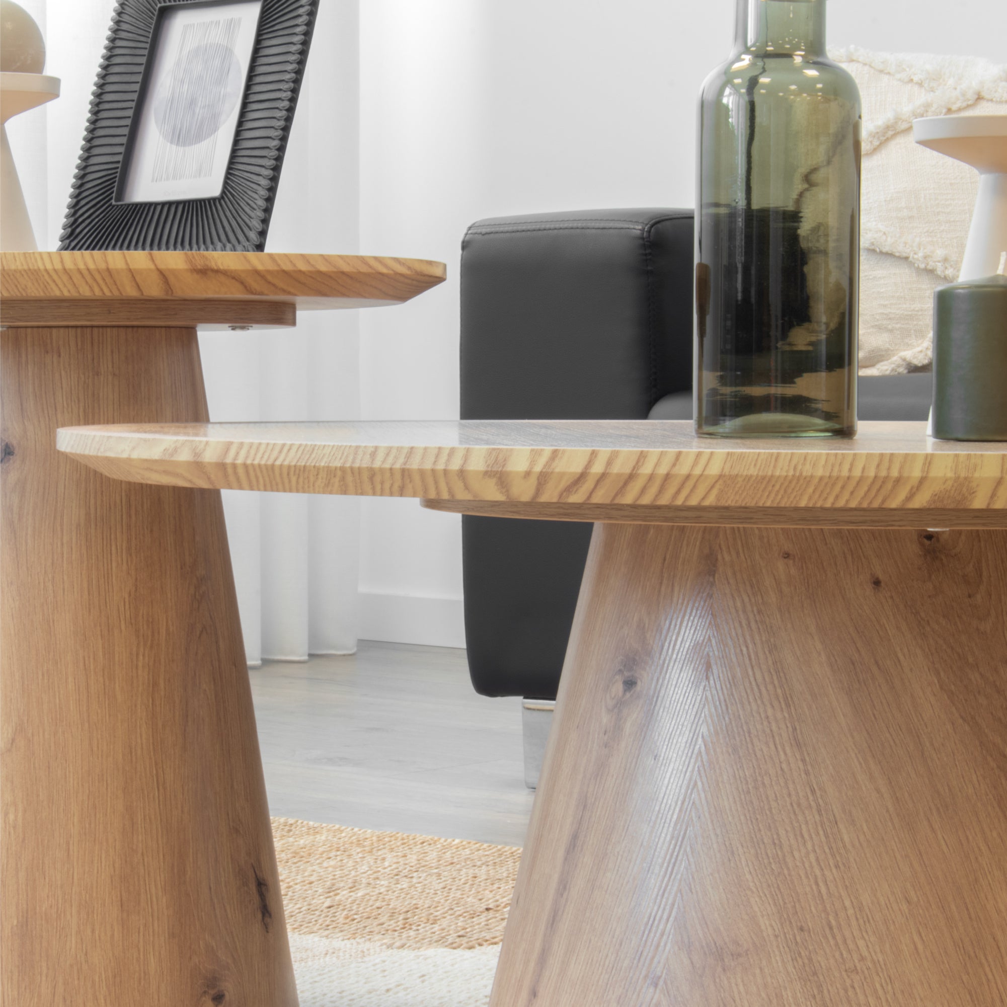 SYLVIA | Conjunto de 2 mesas de café/centro con tablero de melamina de 25 mm y estructura en MDF Ø 90 y Ø 50 cm