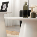 SYLVIA | Conjunto de 2 mesas de café/centro com tampo em melamina de 25 mm efeito mármore e estrutura em MDF branca Ø 90 e Ø 50 cm