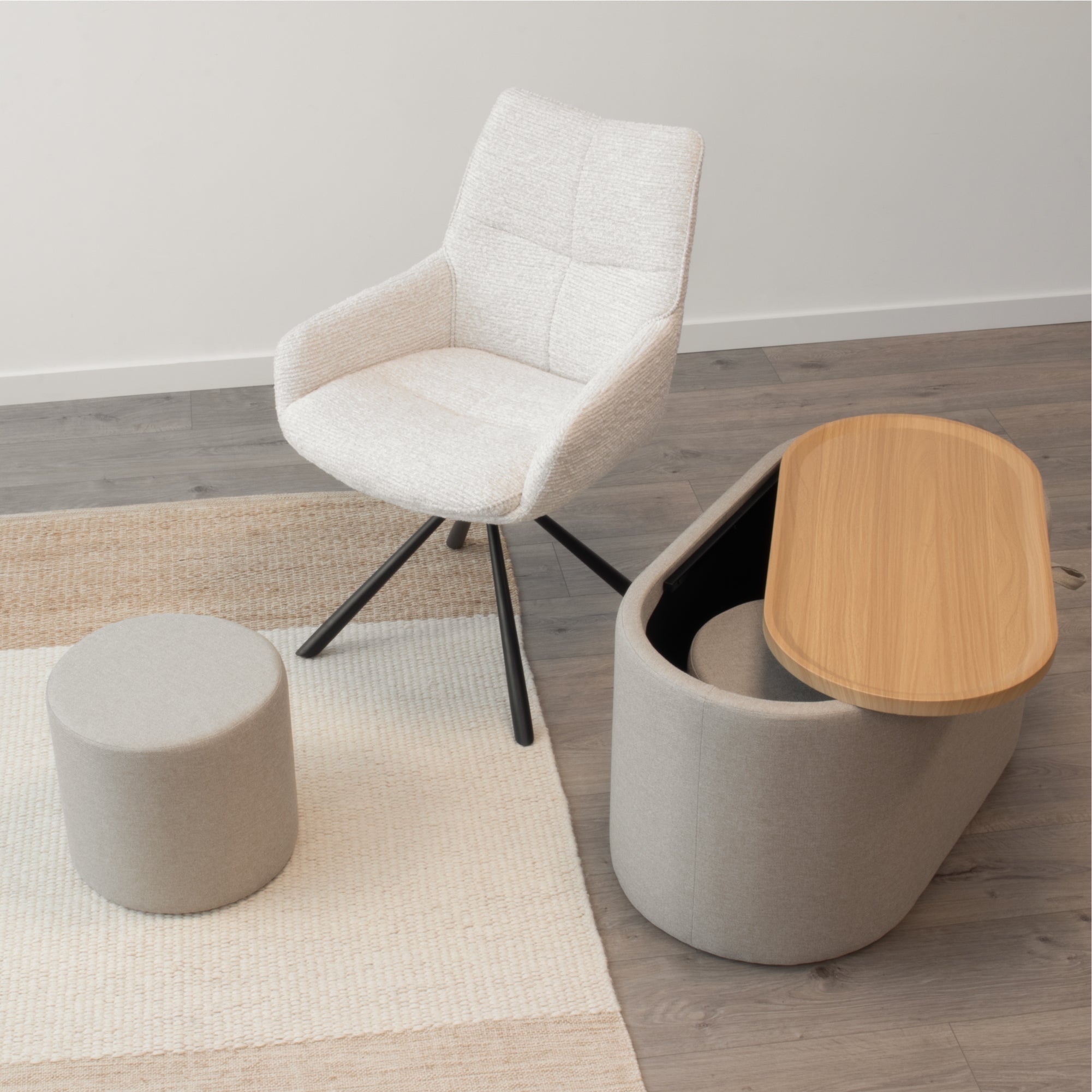 GIGLIO - Mesa de centro con 2 asientos encajables, tablero efecto roble y revestimiento en tejido beige (87x47x45 cm)