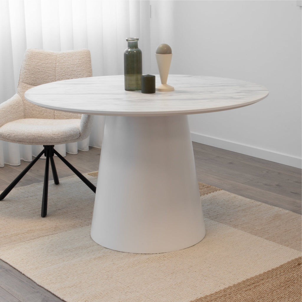 SYLVIA - Mesa de jantar com tampo em melamina efeito mármore e estrutura em MDF branco (Ø120 x 75 cm)