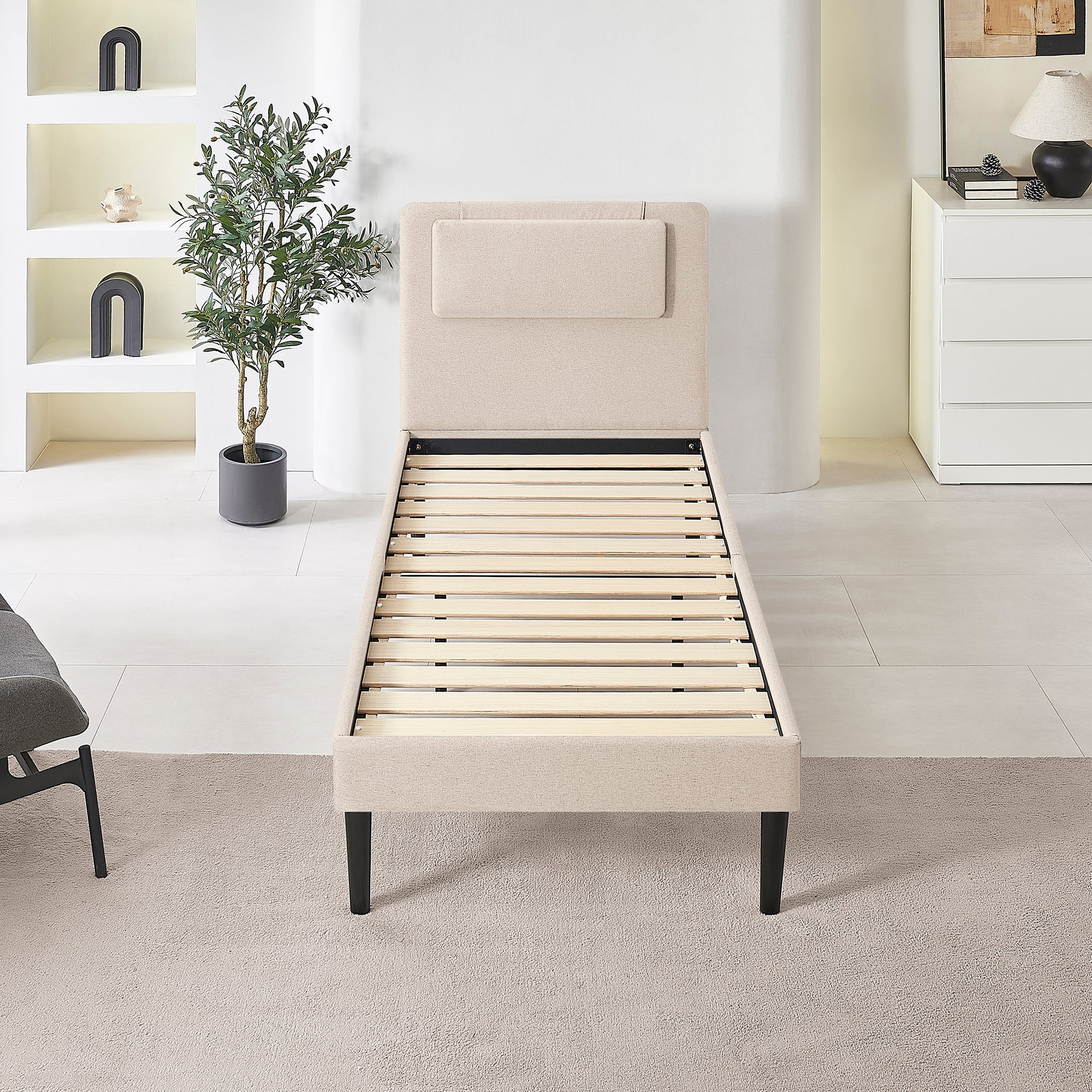 EMILY - Letto imbottito con testiera imbottita e rete a doghe in legno - Beige o Grigio