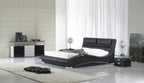 LEANDRO - Letto in pelle sintetica nero e bianco