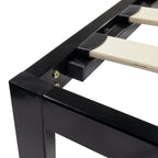 iBase - Letto con struttura metallica e spazio contenitivo di 30 cm in nero e bianco