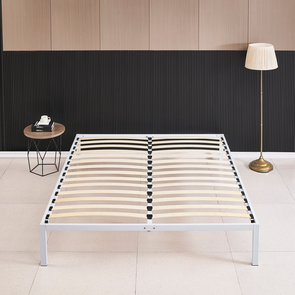 iBase - Letto con struttura metallica e spazio contenitivo di 30 cm in nero e bianco